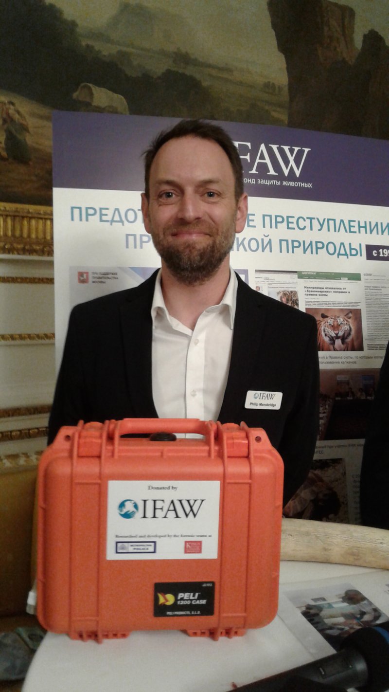 Philip Mansbridge, директор лондонского отделения Международного фонда защиты животных IFAW