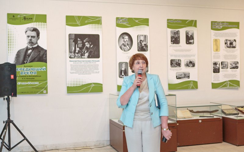 Директор Государственного Дарвиновского музея, д. п. н. А.И. Клюкина