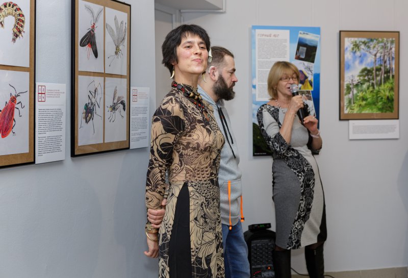 Выставка Ирины Семенюк «Ярче не бывает»