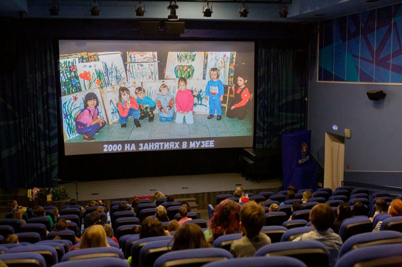 Торжественное открытие выставки «Взрослеем с музеем»