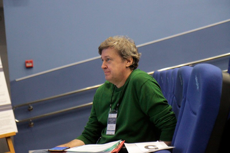 Сергей Яралов, участник и модератор