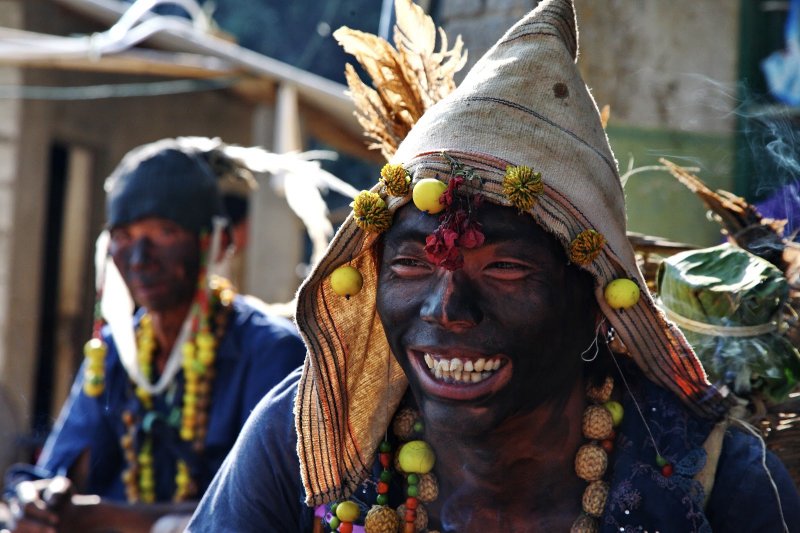 Марк Левитин. Yogyakarta. Temaoke