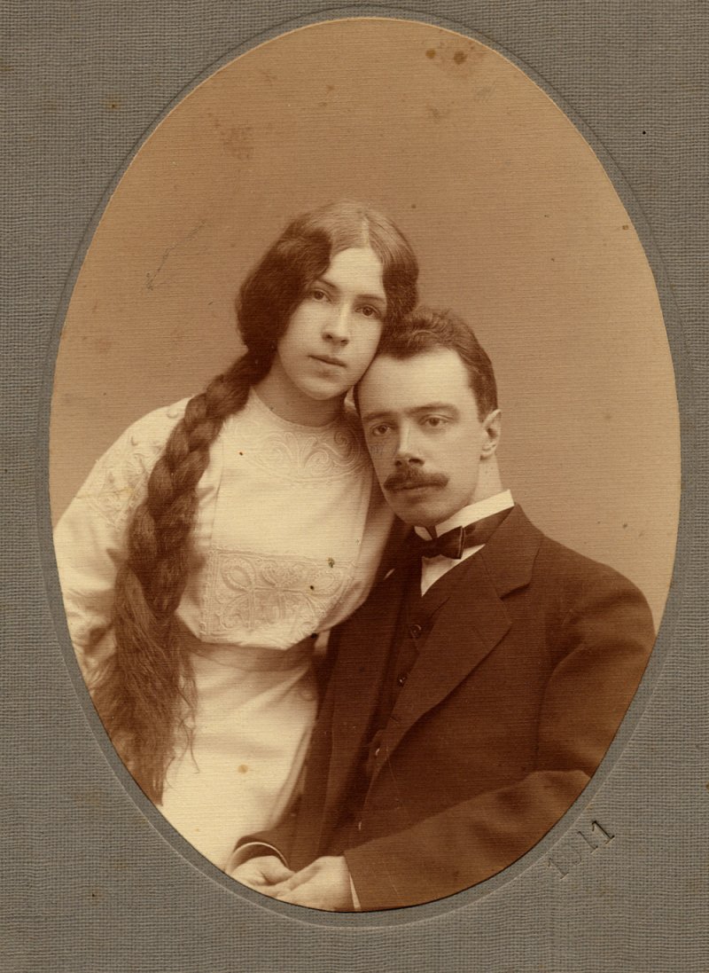 Надежда Николаевна Ладыгина-Котс и Александр Фёдорович Котс. 1911
