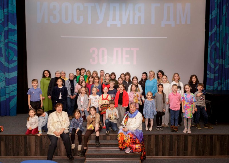 Торжественное открытие выставки «Взрослеем с музеем»