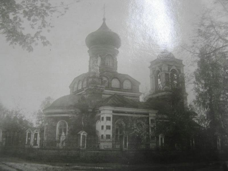 Троицкая церковь в селе Троицкое-Черемушки